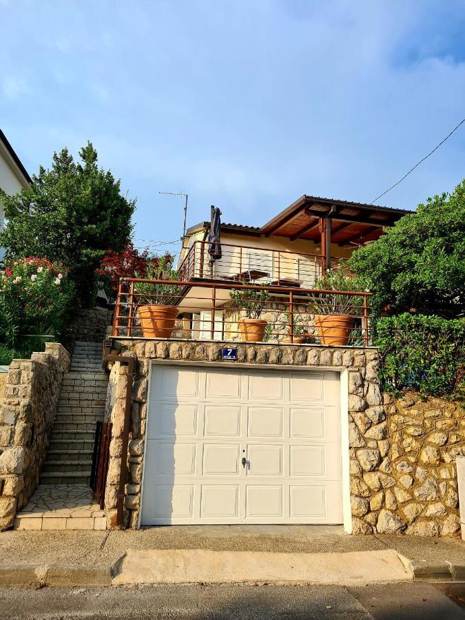 Selce Holiday Exterior photo